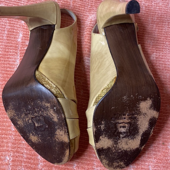 Stuart Weitzman patent leather 5in heels Made in Spain size 9M CW97894 - Picture 5 of 13